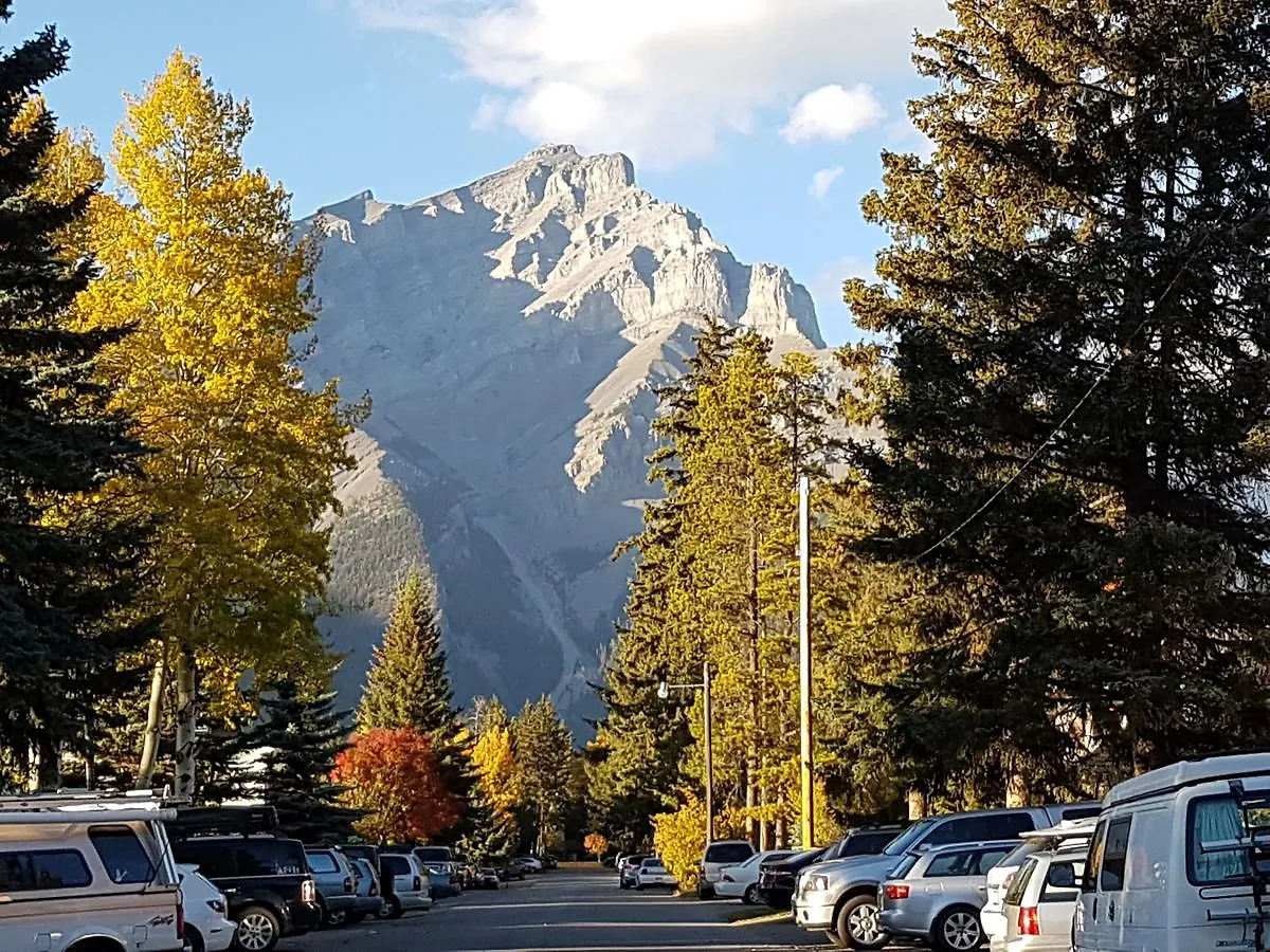 Banff Bear Bed & Breakfast Canada